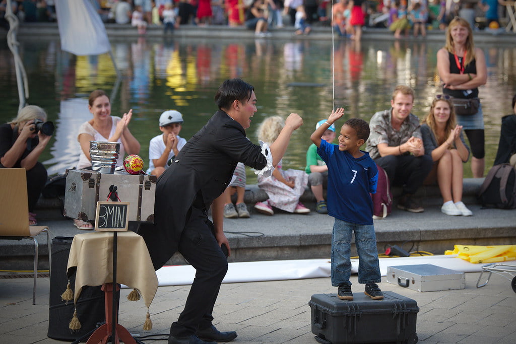 How To Perform Street Magic Easiest Method Ever